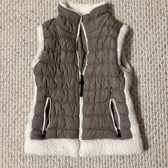 Calvin Klein Performance Taupe Quilted Vest with Sherpa - Picture 1 of 5
